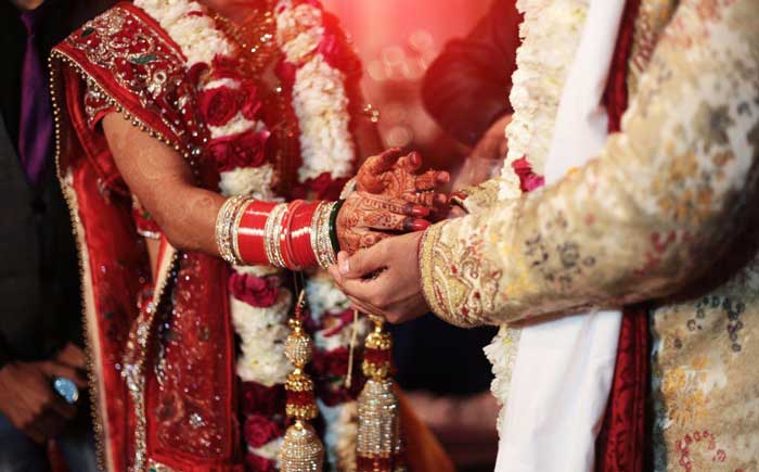 Best Wedding Photographer in Surat - Snapito Studio